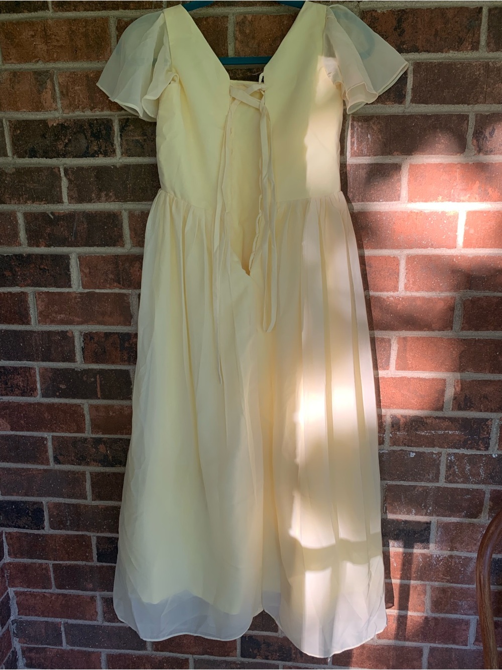 Yellow Chiffon Midi Dress 14 Juniors V-Neck Flutter Sleeve Lined Pleated Tie - Picture 2 of 6